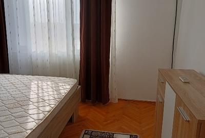 Apartament cu 2 camere decomandat în Girocului - 3