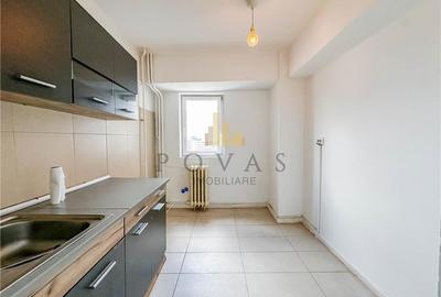 Apartament cu 3 camere decomandat în Obor - 8