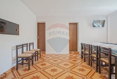 Casă individuală cu 21 camere cu Teren 1137 Mp în Moieciu - 17