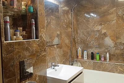 Apartament 3 camere decomandat - 1