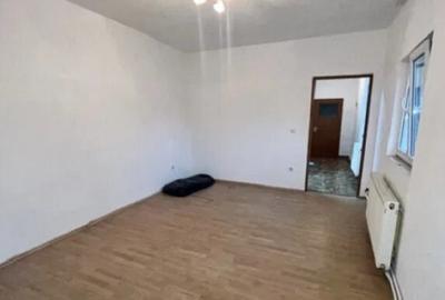 2 case cu teren zona Westfield - ID : RH-38602-property - 10