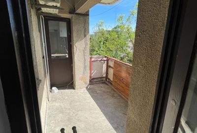 Apartament cu 2 camere decomandat în Rahova - 4