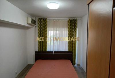 Apartament cu 3 camere decomandat, mobilat în P-ța Unirii - 1