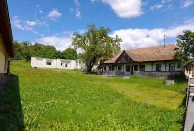 Casă cu 4 camere în Lunca - 2