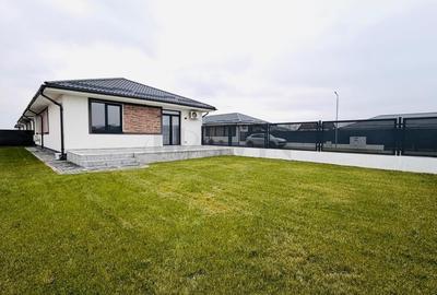 Casă individuală cu 4 camere cu Canalizare în Balotești - 10