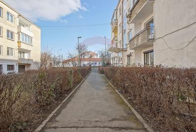 Apartament cu 2 camere semidecomandat, mobilat în Central - 20