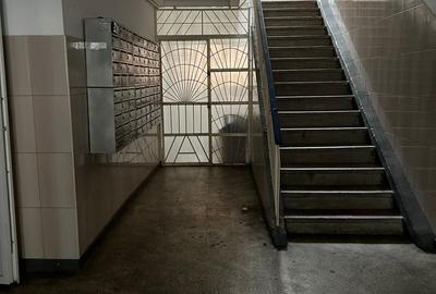 Garsoniera Titan Bloc 1984 Reabilitat 12 Min Metrou Titan - 10