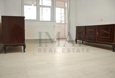 Apartament cu 2 camere decomandat în Micro 6 - 2