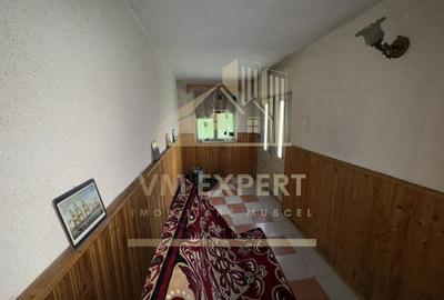Casă cu 5 camere cu Teren 468 Mp în Bughea de Sus - 11