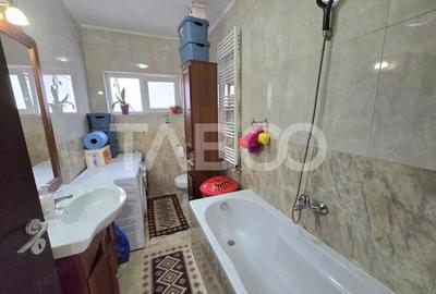 Apartament cu 4 camere decomandat în Central - 15