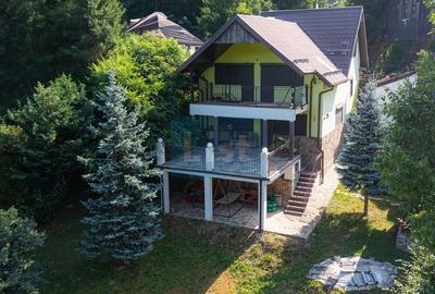 Casă cu 5 camere cu Garaj în Văliug - 2