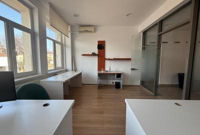 Birou, de 25 mp, în Centru Civic - 6