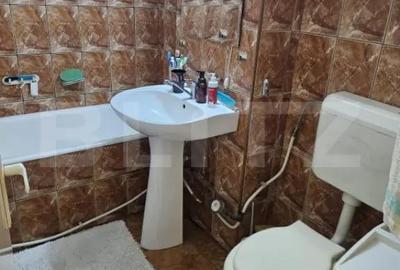 Apartament cu 3 camere decomandat în Decebal - 2