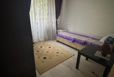 Apartament 2 cam - Bloc anvelopat - Necesita renovare - Decomandat - 3