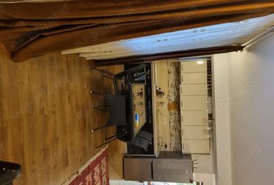 Apartament cu 3 camere semidecomandat în Palazu Mare - 1
