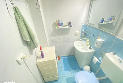 Apartament cu 3 camere decomandat în Rahova - 2