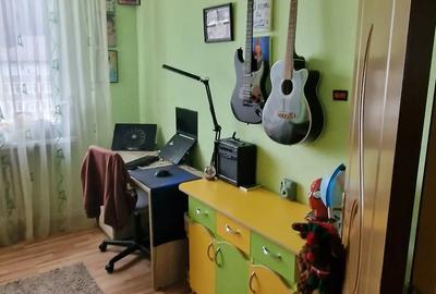 Apartament cu 3 camere decomandat în Precista - 7