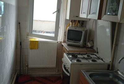 Apartament cu 2 camere semidecomandat în Central - 3