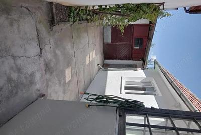 Casă cu 3 camere cu Canalizare în Central - 3