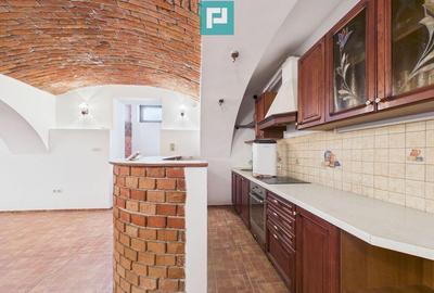 Apartament pe 3 niveluri - ultracentral, Arad - 16