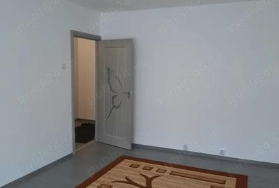 Apartament cu 3 camere decomandat în Sud - 2