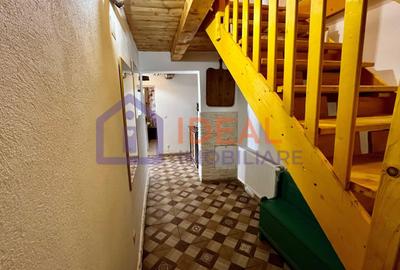 Casă individuală cu 4 camere cu Canalizare în Sadu - 14