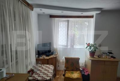 Casă cu 4 camere cu Teren 2190 Mp în Mihăileni - 2