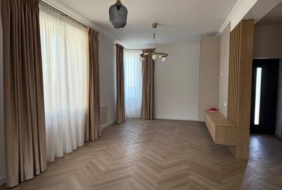 Casă individuală cu 4 camere cu Canalizare în Frumușani - 2
