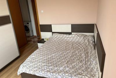 Apartament cu 3 camere decomandat în Fizicienilor - 2