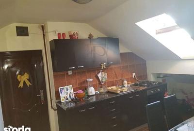 Garsonieră decomandată în Dorobanților