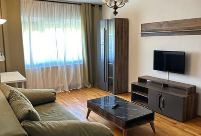 Apartament cu 2 camere decomandat în Rovine - 1