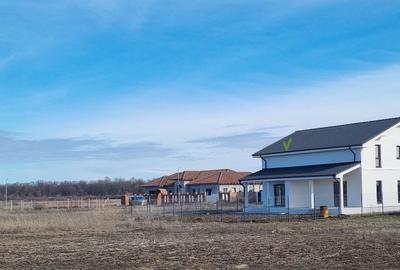 Duplex cu 3 camere cu Canalizare în Moșnița Veche - 3