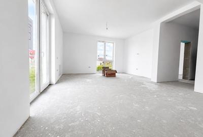 Apartament cu 2 camere semidecomandat în Moșnița Nouă - 3