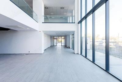 Spațiu comercial, de 2,076 mp, în Complex Studențesc - 7