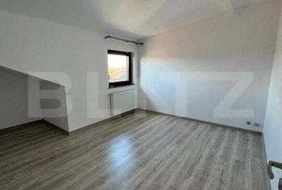 Apartament 3 camere, 100mp, situat pe 2 niveluri, zona Radauti - 4