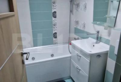 Apartament cu 3 camere decomandat în Micro 1 - 8