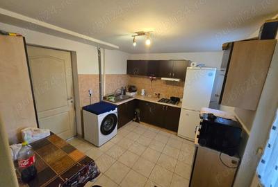 De vanzare casa D+P+E - Aleea Trifoiului - 3