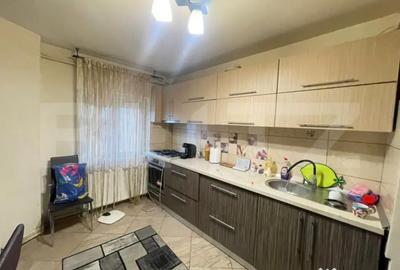 Apartament cu 3 camere decomandat, mobilat în Calea București - 4