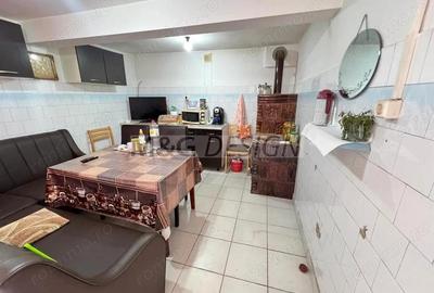 Casă cu 4 camere cu Teren 1500 Mp în Variaș - 8