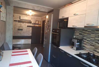 Apartament cu 3 camere decomandat în Gară - 1