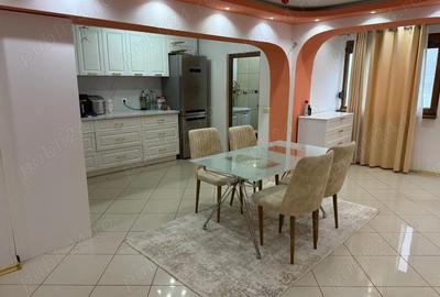 Apartament cu 3 camere decomandat în E3 - 10