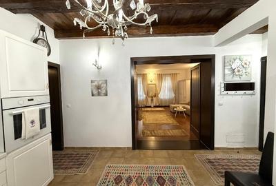 Apartament lux situat intr-o zona plina de istorie și farmec pe str. Castelului - 15