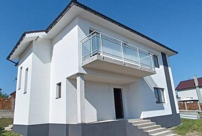 Casa individuala P+E -5 cam 146 mp utili, Chinteni - 180.000 EUR - 2