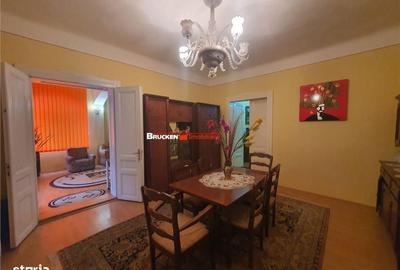 Casă cu 4 camere în Central - 5