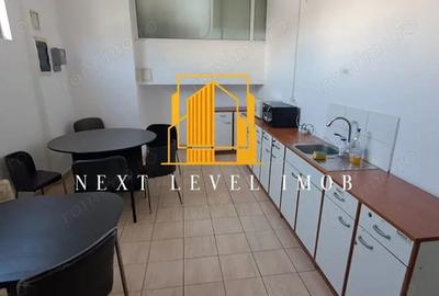 Spațiu comercial, de 120 mp, în Central - 8