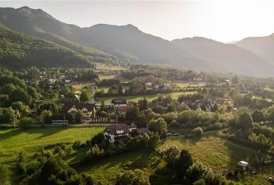 FILM!Casa+pensiune la cheie,1.742 teren de vis, in Tohanita, Zarnesti, Brasov - 45