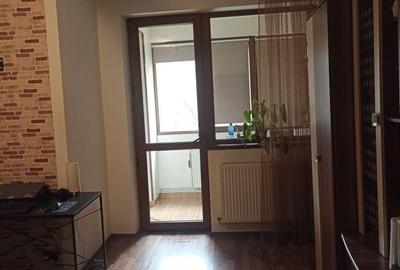 Garsonieră decomandată în Astra - 4