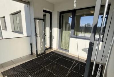 Apartament cu 2 camere decomandat în Noua