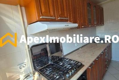 Apartament cu 3 camere decomandat în Giurgiului