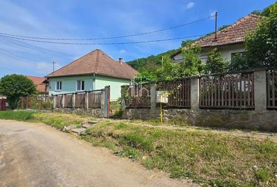 Casă cu 4 camere în Angofa